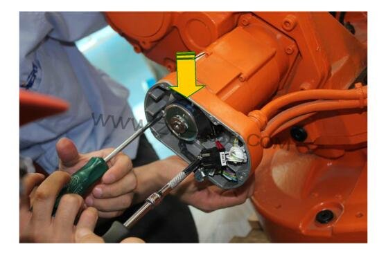 ABB機器人IRB2400系列伺服電機軸拆裝步驟流程