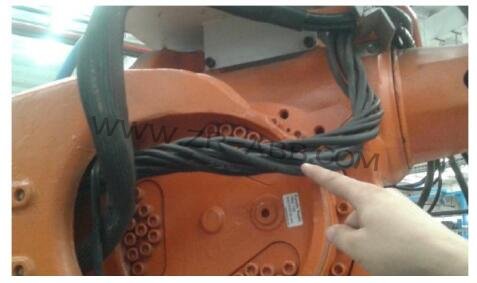 ABB機(jī)器人IRB6650S換油及保養(yǎng)流程指引