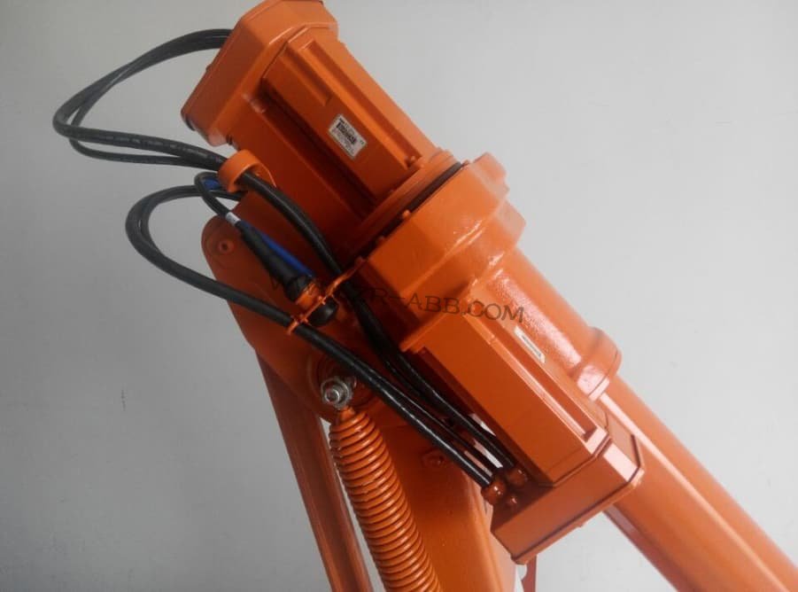 ABB機器人伺服電機異響拆換軸承維修步驟